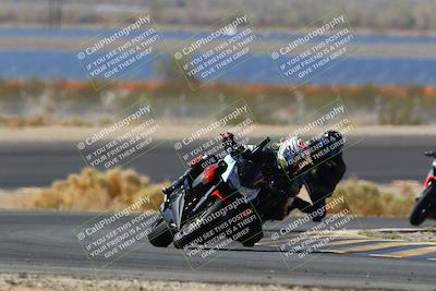 media/Apr-10-2022-SoCal Trackdays (Sun) [[f104b12566]]/Turn 14 (10am)/